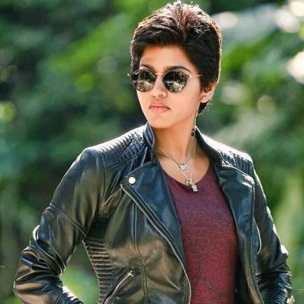 dhansika-photos-from-kabali-looks