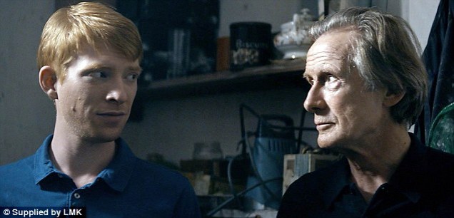 article-2413054-1ba2dd38000005dc-899_634x306